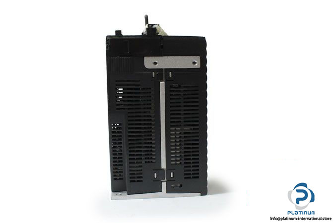 omron-r88d-kt15f-ac-servo-driver-4