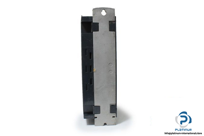 schneider-lxm32mu60n4-motion-servo-drive-4