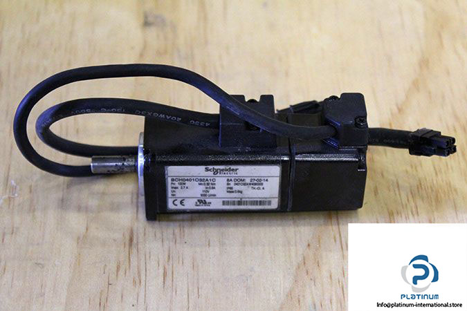 schneider-BCH0401O32A1C-servo-motor-bch