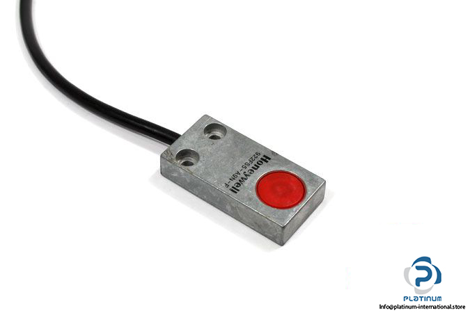 honeywell-922fs5-a9n-f-inductive-proximity-sensor-2