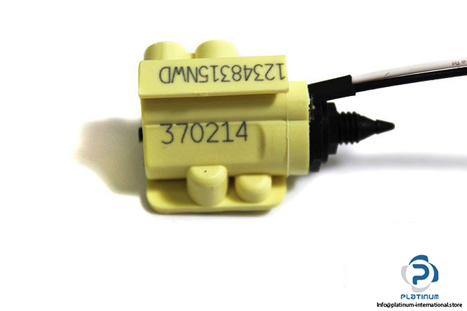 videojet-370214-nozzle-2