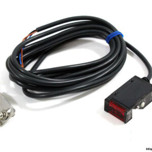 Omron E3S-AD32 Photoelectric Diffuse Sensor