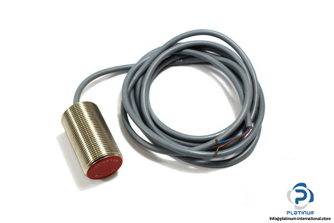 honeywell-921AA4XM-inductive-proximity-sensor