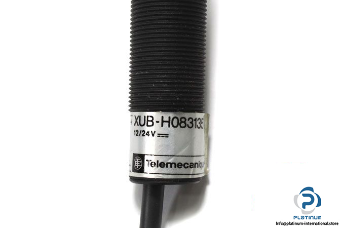 telemecanique-xta-a159115-capacitive-sensor-4-2