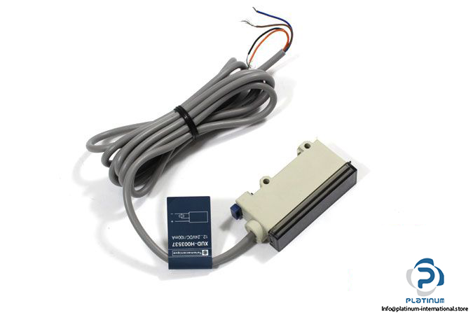 telemecanique-XUD-H003537 photoelectric-sensor-fiber-optic-amplifier