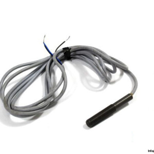 telemecanique-XSA-H01313-inductive-sensor