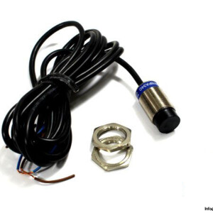 telemecanique-XS2N18PA340-inductive-proximity-sensor