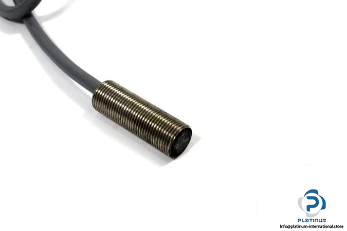 telemecanique-xsmc02713lc-inductive-sensor-2