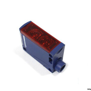 telemecanique-XUX5APANT16 -photoelectric-diffuse-sensor
