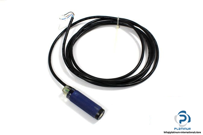 telemecanique-XX518A3PAL2-ultrasonic-sensor