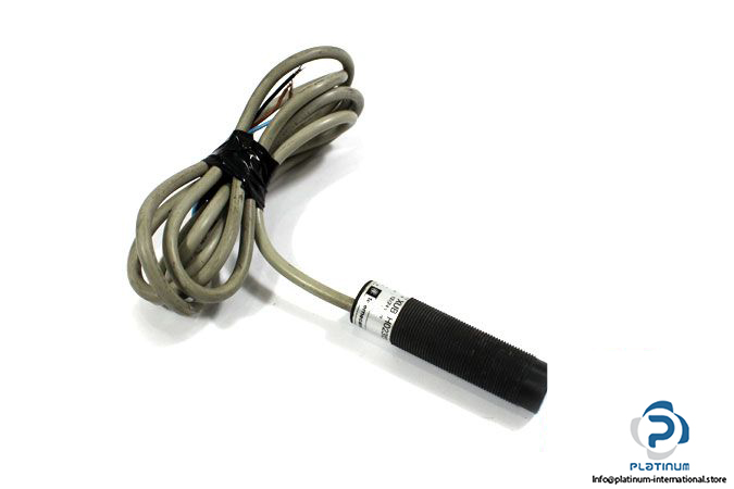 telemecanique-XUB-H02313-multimode-photoelectric-sensor