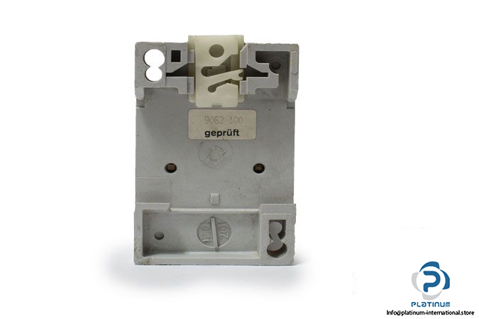 dold-ad-8851-13-latching-relay-1
