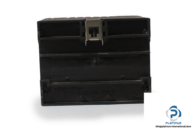 telemecanique-xps-at-safety-relay-3