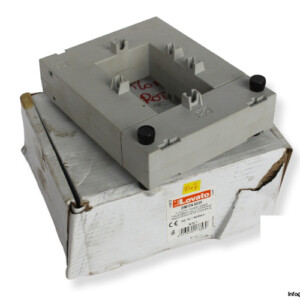 Lovato-DM1TA-0250-current-transformer