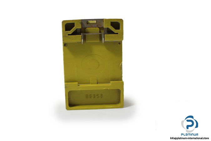 pilz-pf-1nu_10_30_fbm-safety-relay-3