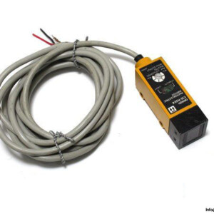 Omron E3S-R2E4 Photoelectric Retro-Reflective Sensor