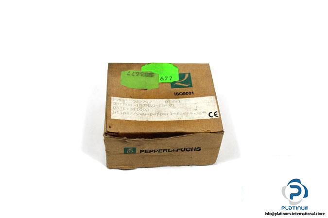 PEPPERLFUCHS-OBT500-18GM60-E5-V1-PHOTOELECTRIC-DIFFUSE-SENSOR3_675x450.jpg