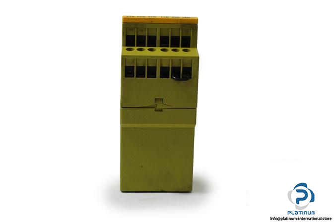PILZ-PNOZ-X3-230VAC-24VDC-3NO-1NC-1SO-SAFETY-RELAY4_675x450.jpg