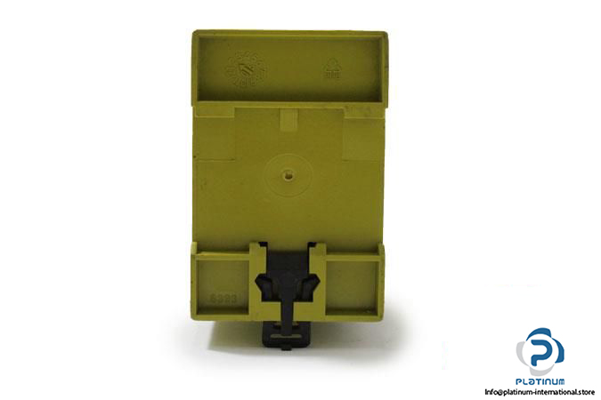 PILZ-PNOZ-X3-230VAC-24VDC-3NO-1NC-1SO-SAFETY-RELAY6_675x450.jpg