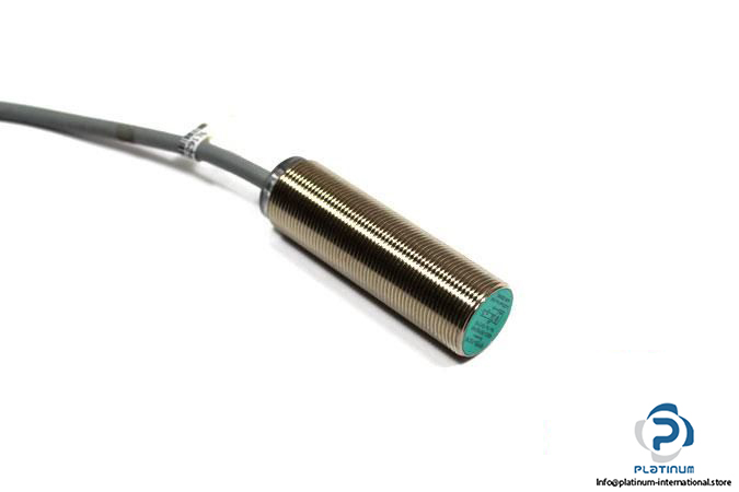 PEPPERLFUCHS-NBB5-18GM60-WS-INDUCTIVE-SENSOR4_675x450.jpg