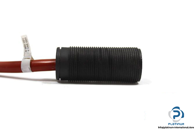 pepperlfuchs-nj5-18gk-sn-15m-inductive-sensor-3