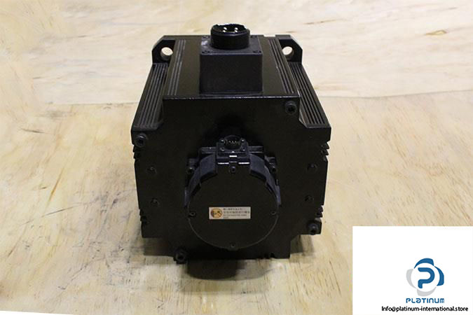 PANASONIC-MHME554G1G-SERVO-MOTOR4_675x450.jpg