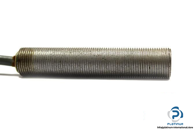 PEPPERLFUCHS-NJ2-11-E2-G-INDUCTIVE-SENSOR4_675x450.jpg