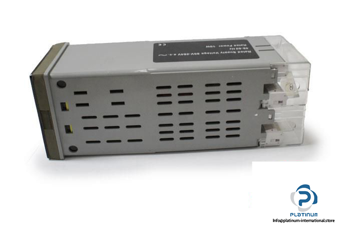 EUROTHERM-REGULATUER-4-TEMPERATURE-CONTROLLER5_675x450.jpg