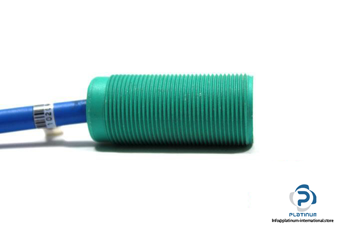 PEPPERLFUCHS-NJ8-18GK-N-INDUCTIVE-SENSOR5_675x450.jpg