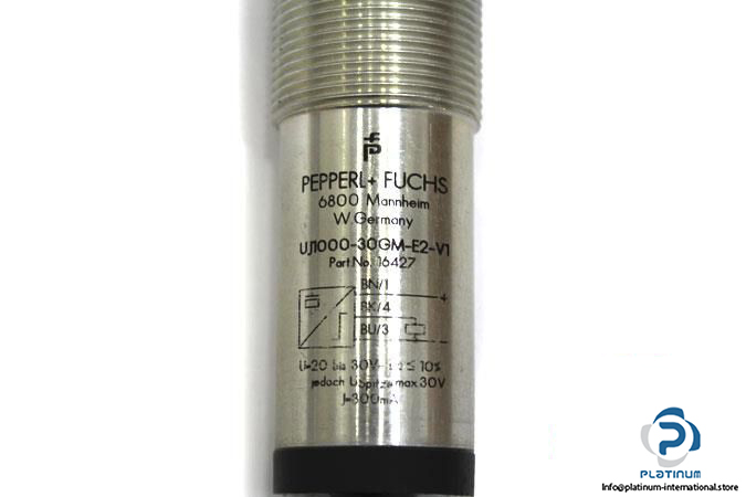 PEPPERLFUCHS-UJ1000-30GM-E2-V1-ULTRASONIC-SENSOR6_675x450.jpg