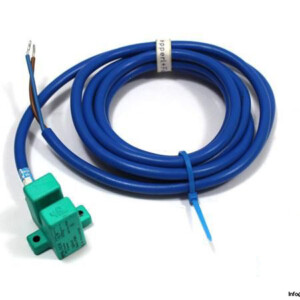 PEPPERLFUCHS-SJ5-K-N-INDUCTIVE-SLOT-SENSOR_675x450.jpg