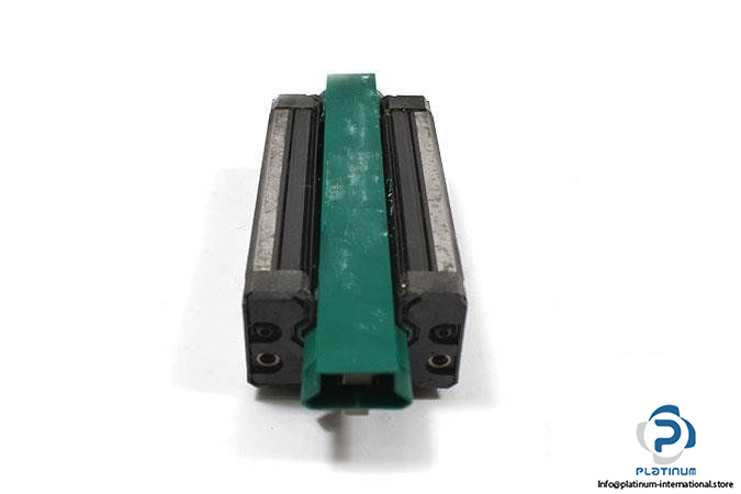 THK-SHS25R-LINEAR-BEARING-BLOCK_675x450.jpg