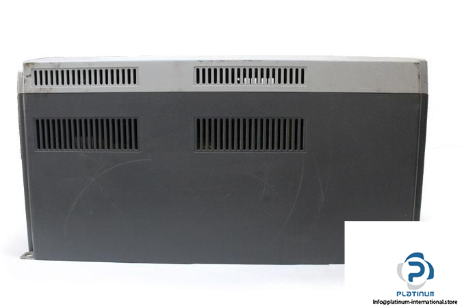 LS-INDUSTRIAL-SYSTEMS-SV300IP5A-4N0-FREQUENCY-INVERTER4_675x450.jpg