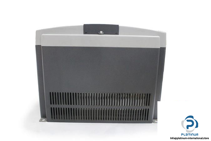 LS-INDUSTRIAL-SYSTEMS-SV300IP5A-4N0-FREQUENCY-INVERTER5_675x450.jpg
