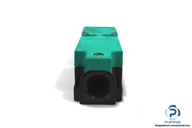 PEPPERLFUCHS-NBB15-U1-A2-INDUCTIVE-SENSOR5_675x450.jpg