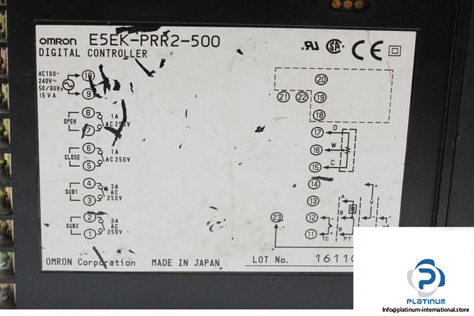 OMRON-E5EK-PRR2-500-DIGITAL-CONTROLLER5_675x450.jpg