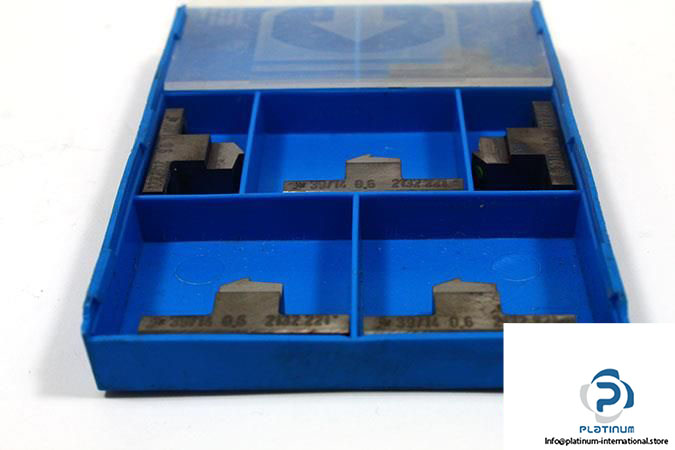 GBZ-2132221-INSERT_675x450.jpg