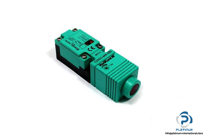 PEPPERLFUCHS-OJ500-M1K-E23-PHOTOELECTRIC-FIBER-OPTIC-SENSOR_675x450.jpg