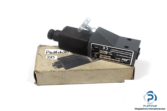 SUCO-0159-427-14-1-001-DIAPHRAGM-PRESSURE-SWITCH_675x450.jpg
