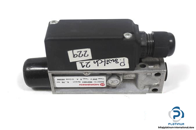 NORGREN-0821051-DIAPHRAGM-PRESSURE-SWITCH_675x450.jpg
