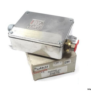 BARKSDALE-B1T-M48SS-0405-136-BOURDON-TUBE-PRESSURE-SWITCH_675x450.jpg