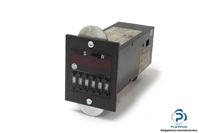 IVO-NF642110A50F-MASTER-OPERATER_675x450.jpg