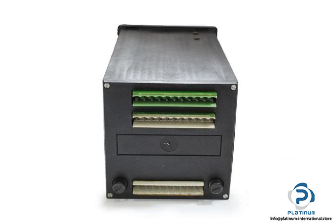 LENORDBAUER-GEL-434000-OPERATOR-PANEL4_675x450.jpg