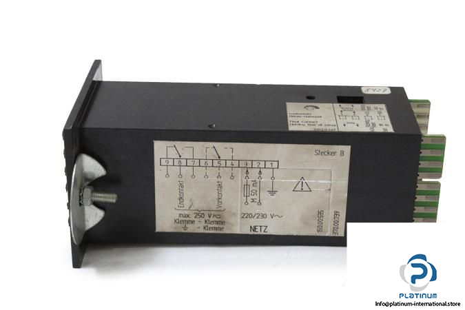 IVO-NF642110A50F-MASTER-OPERATER4_675x450.jpg