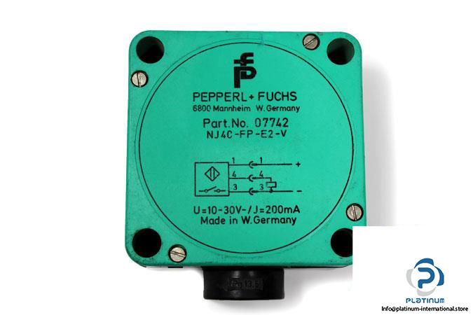PEPPERLFUCHS-NJ40-FP-E2-V-INDUCTIVE-SENSOR4_675x450.jpg