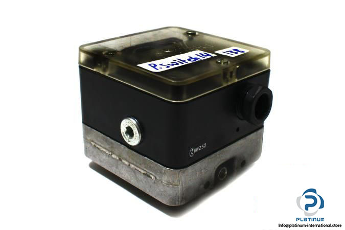 KROM-SCHRODER-DWG-10U-PRESSURE-SWITCH_675x450.jpg