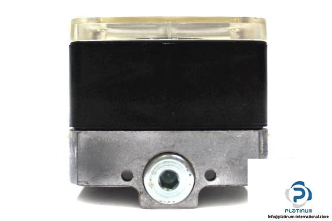 KROM-SCHRODER-DWG-10U-PRESSURE-SWITCH4_675x450.jpg