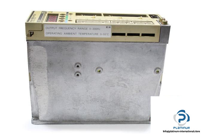 OMRON-R88D-WT02H-AC-SERVO-DRIVE5_675x450.jpg