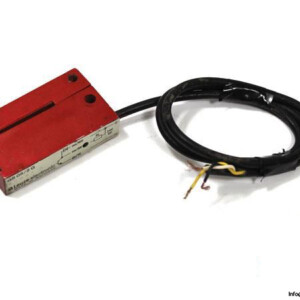 LEUZE-GS-05-2G-FORKED-PHOTOELECTRIC-SENSOR_675x450.jpg
