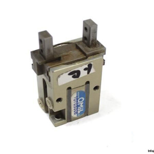 OMIL-PEP-16-2-FINGER-PARALLEL-GRIPPER-PNEUMATIC_675x450.jpg